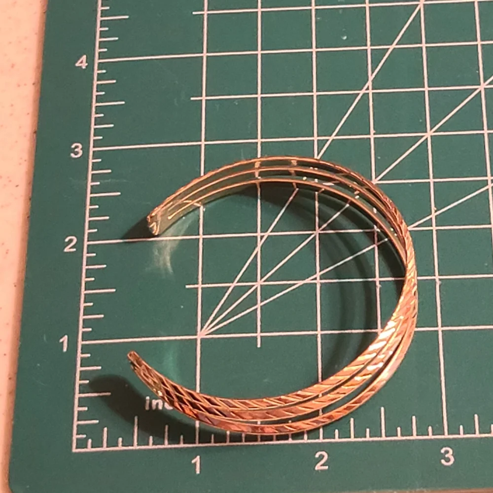 Cuff Bracelet 90's Style - Picture 4 of 7